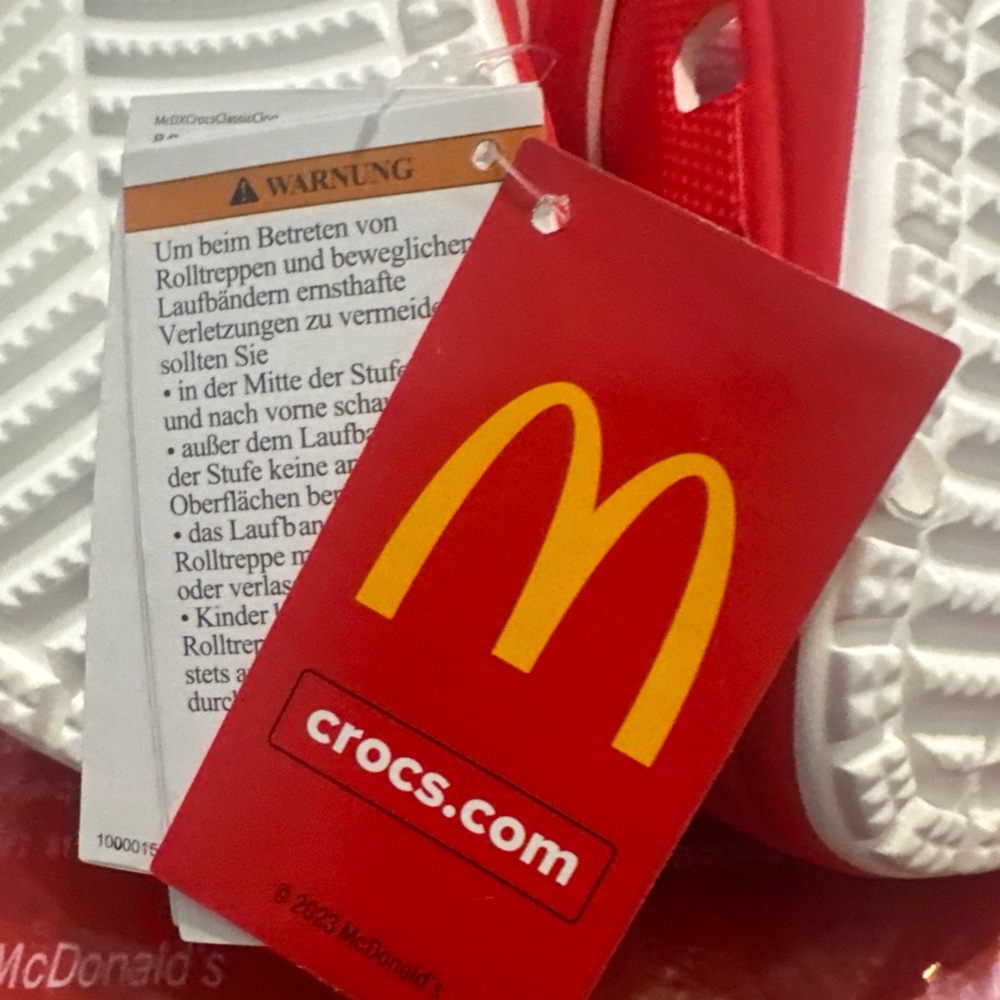 Crocs Classic Clog McDonald's Men Size 6 Women Size 8 Red NEW IN BAG - Picture 5 of 8